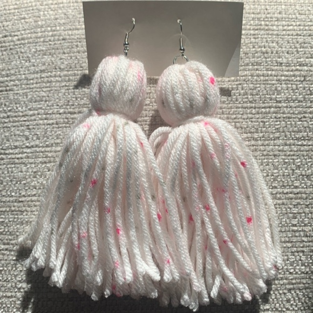 Tassel Yarn Earrings